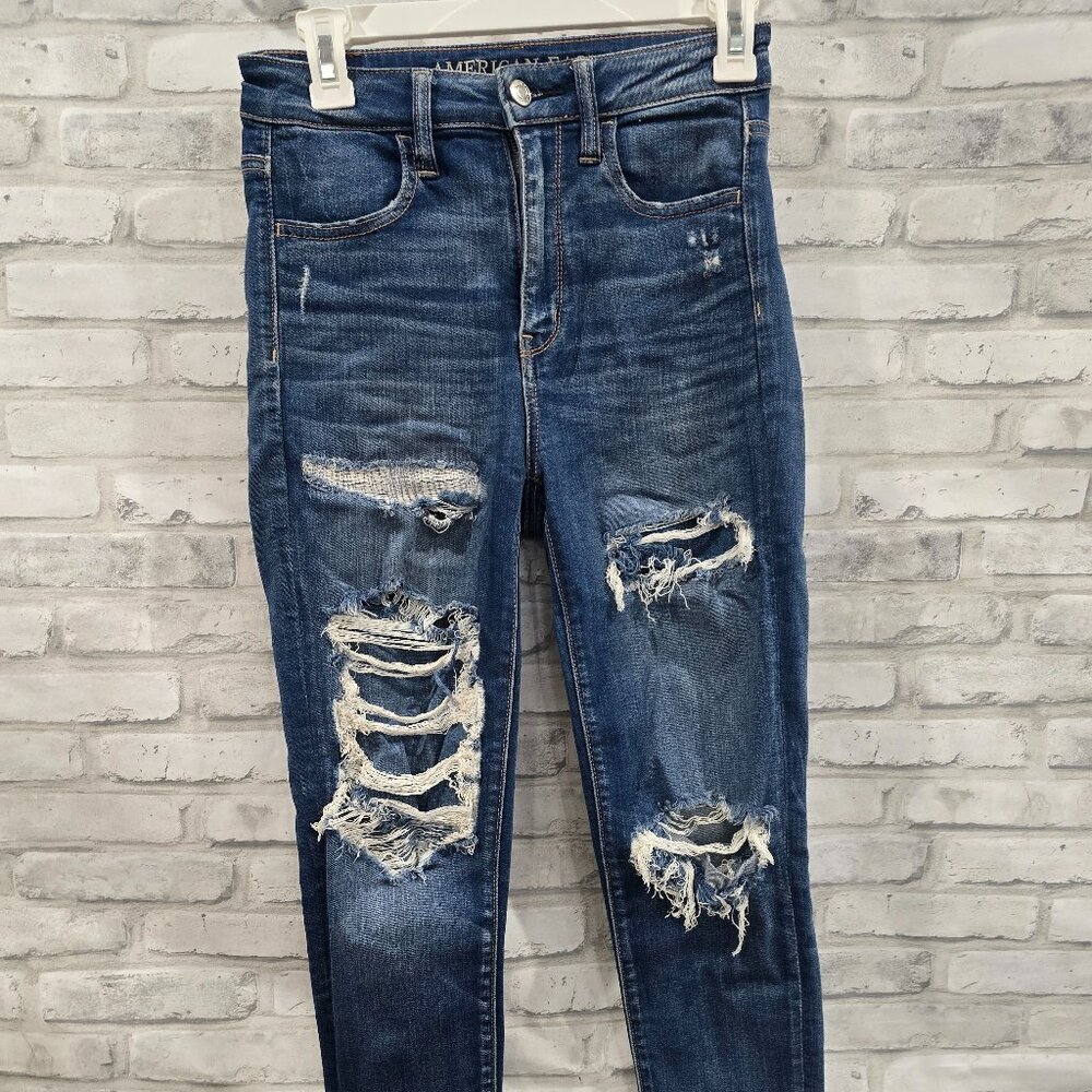 American Eagle Super Hi Rise Jegging Size 2 Regular‎ Distressed Dark Wash
